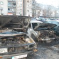 Никшић, изгорела три аутомобила 