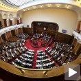 Српски парламент без деснице
