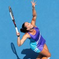 Јелена стартовала победом
