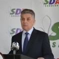 СДА: Зашто је СНС пружио уточиште Љајићу