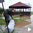 Поплаве, укор за локалне самоуправе