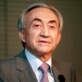 Мишковићу продужена забрана напуштања земље