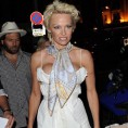 Памела у Кану штити животиње