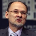 Кацин: Србија није сама