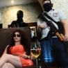 Лепа Мексиканка на челу групе плаћених убица?