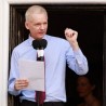 Асанж у амбасади Еквадора до даљег