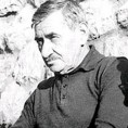 Фамилиологија
