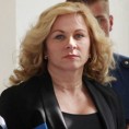 Шпијунска аферa у Чешкој, Нечасова крива