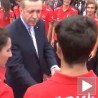 Кад те премијер критикује због тетоваже...