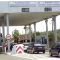 Гужва на прелазу Сремска Рача