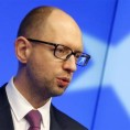 Јацењук: Авионе обарају професионалци