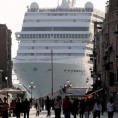 Венеција не може да се одбрани од крузера