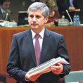 Шпинделегер поднео оставку 