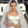 Носила je венчаницу са дечјим цртежима