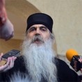 Епископ Иринеј: Патријарх Кирил не долази да одржи лекцију