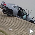 Ауто слетео у Дунав, троје младих погинуло