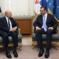 Вучић разговарао са Меучијем