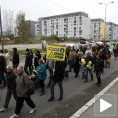 Протест станара "смрдљивих" зграда