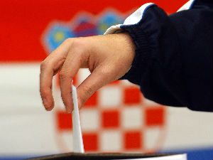 Хрватска бира председника