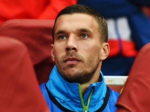 Подолски Венгеру: Желим да играм