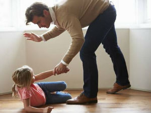 Зашто не треба тући децу