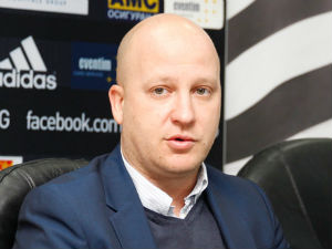 Нови Пазар тужио Николића