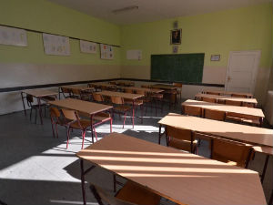 Распуст од среде, ђаци без књижица