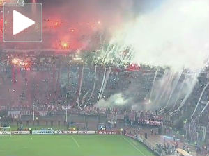 Ти се бори, а трибина ће да гори!