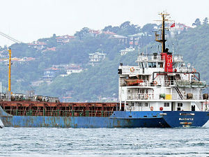 Брод са мигрантима стигао у Италију