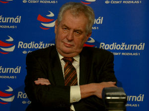 Земан: Нисам Путинов пријатељ ни руски слуга