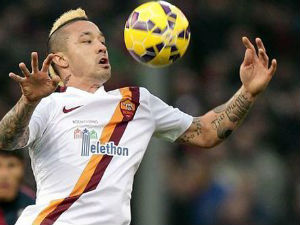 Наинголан одбио Ливерпул, за сада