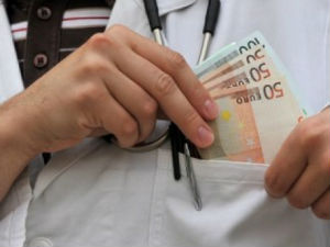 Крушевац, лекар ухапшен због мита