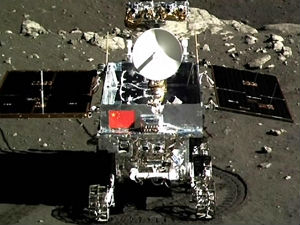 Кина поново осваја Месец!