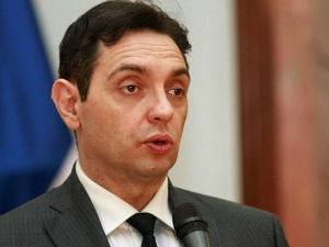 Вулин: Премијеру само грађани могу да наређују