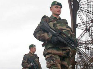 Французу затвор због величања напада у Паризу