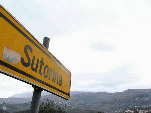  Амбасадор у БиХ  на чекању због Суторине