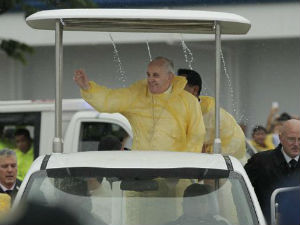 Папа Фрања одржао мису на Филипинима 