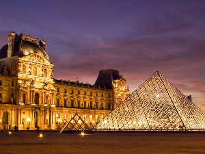 „Лувр“ и даље без премца