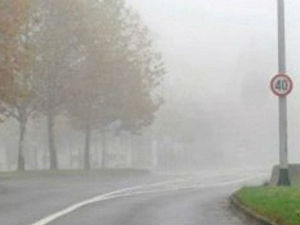 Местимична магла отежава саобраћај 