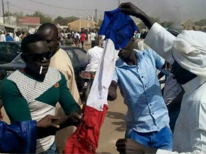 У протестима у Нигеру најмање 10 мртвих