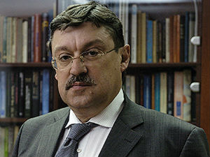 Преминуо Предраг Симић