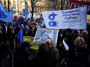Две надокнаде за прекид штрајка у просвети