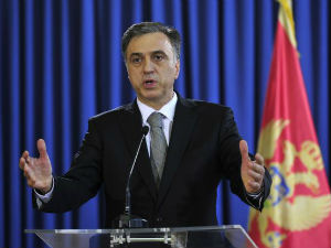 Вујановић: Амфилохије би био неуспешан политичар