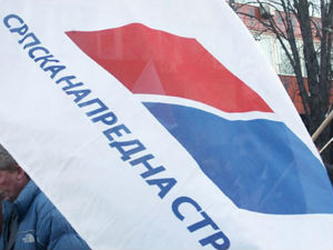 СНС: ДС наставља да износи неистине