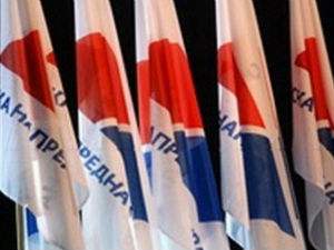 Реаговање СНС-а на наступ појединих аналитичара