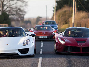 Он једини поседује „Свето тројство“!