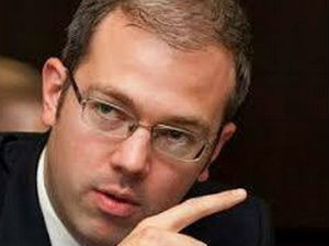 СДС: Непримерно што је Вулин представљао Србију у Аушвицу