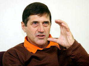 Убица бораца против апартхејда пуштен на условну