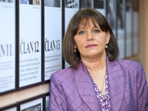 Петрушић: Угрожено достојанство жене 