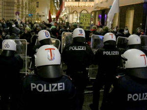 Беч, ухапшено 35 противника бала неонациста